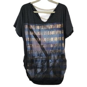 Plus size NYC glitter tee
